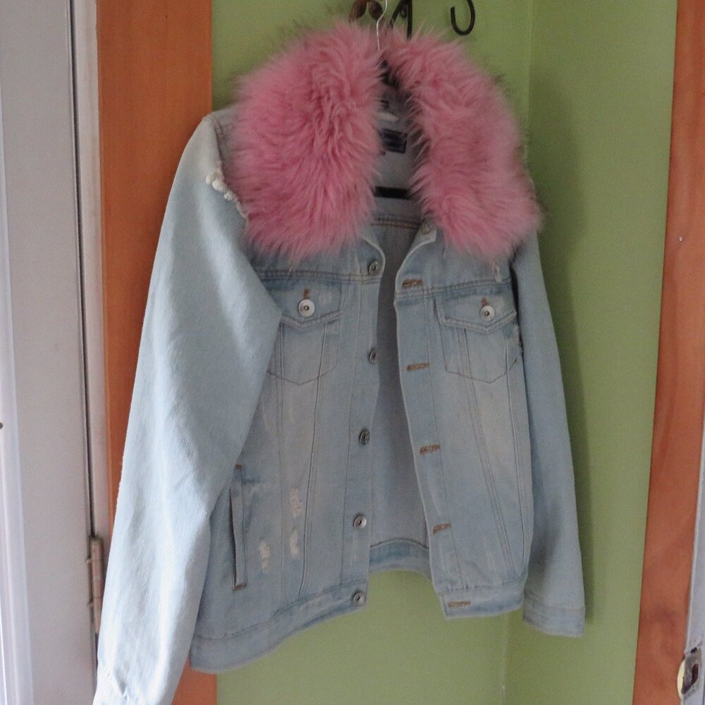 Ci Sono Jean Jacket with Pink Fur Collar